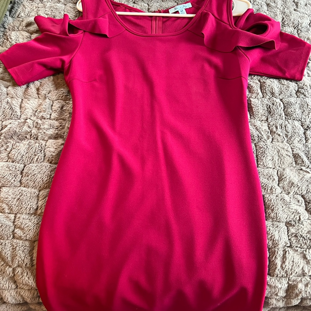 She & Sky cut out shoulder mini